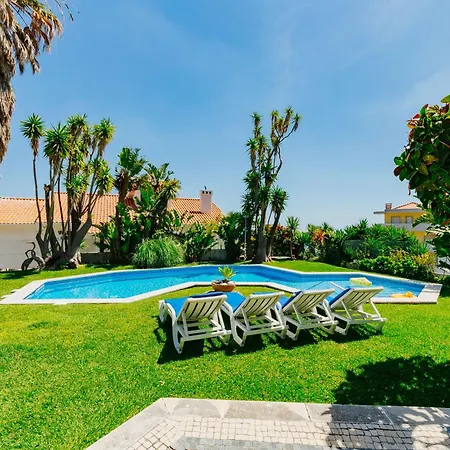 Villa Panoramic Ocean View & Pool In By Rent4rest Sesimbra