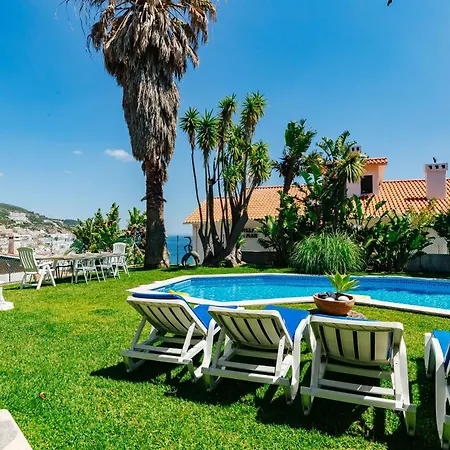 Panoramic Ocean View & Pool In By Rent4rest Sesimbra