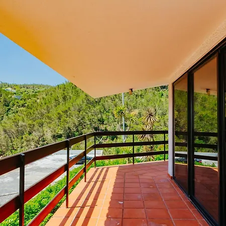 Panoramic Ocean View & Pool In By Rent4rest Sesimbra