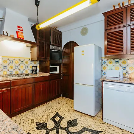 Panoramic Ocean View & Pool In By Rent4rest Villa