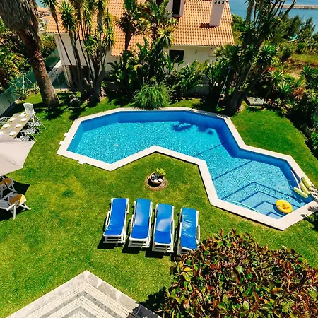 Panoramic Ocean View & Pool In By Rent4rest سيسيمبرا