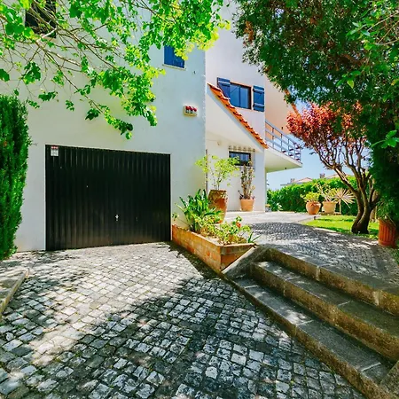 Panoramic Ocean View & Pool In By Rent4rest *