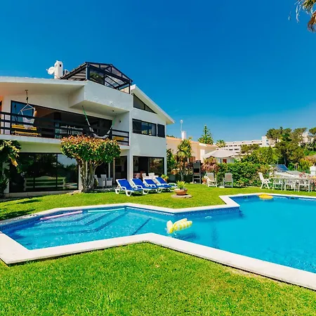 Panoramic Ocean View & Pool In By Rent4rest فيلة سيسيمبرا