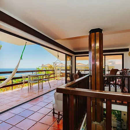 Panoramic Ocean View & Pool In By Rent4rest فيلة