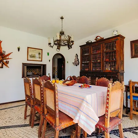 Rent4rest 4bdr Ocean View And Private Pool Sesimbra