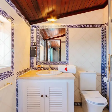 Panoramic Ocean View & Pool In By Rent4rest فيلة *