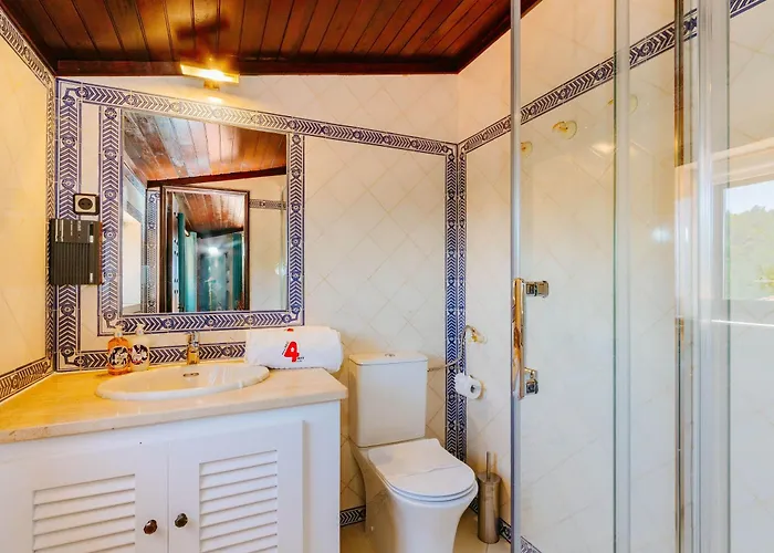 Βίλα Panoramic Ocean View & Pool In By Rent4rest