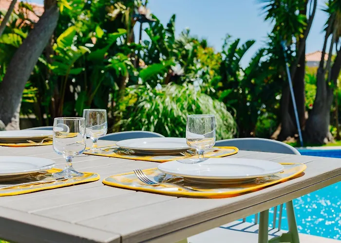 Panoramic Ocean View & Pool In By Rent4rest * Σεσίμπρα